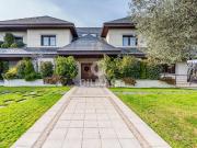Chalet en venta en Madrid, Aravaca. Exclusivo chalet de...