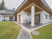 Chalet en venta en Madrid, Conde Orgaz Piovera. Chalets.