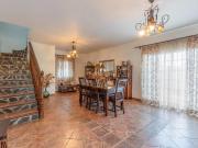 Chalet en venta en Madrid, Cortes Huertas. Encantadora...