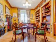 Chalet en venta en Madrid, El Pardo. Exclusivo palacio...