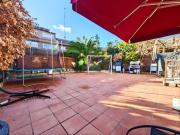 Chalet en venta en Madrid, Palomas. Casa adosada en...