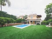 Chalet en venta en Torremolinos, El Pinar Palacio de...