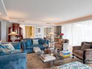 Chalet en venta en Málaga, Limonar. Chalet Pareado en...