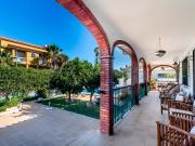 Chalet en venta en Málaga, Puertosol. Gran oportunidad...