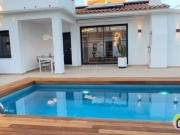 Casa en venta en Marbella, Costabella. Exclusiva Villa a...