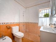 Chalet en venta en Marbella, Costabella. Villa Frente al...