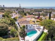 Chalet en venta en Marbella, Elviria