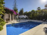 Chalet en venta en Marbella, Guadalmina Alta