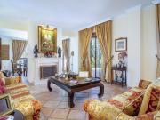 Chalet en venta en Marbella, Guadalmina Alta....