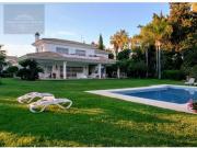 Chalet en venta en Marbella, Guadalmina Baja