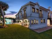Chalet en venta en Marbella, Guadalmina Baja. Chalet...