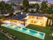 Chalet en venta en Marbella, Las Brisas. Chalets.