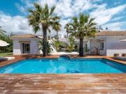 Chalet en venta en Marbella, Marbella Este Carib Playa