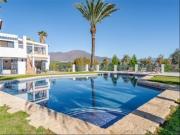 Chalet en venta en Marbella, Playa de la Fontanilla....