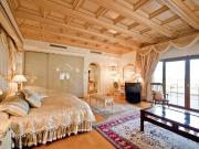 Chalet en venta en Marbella, Puerto Banús. Villa Aislada...