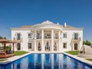 Chalet en venta en Marbella, Urb. Hacienda las Chapas, 29604