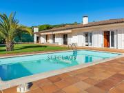 Chalet en venta en Mataró, Urbanitzacions. Casa...