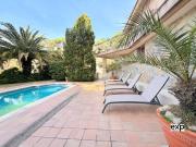 Chalet en venta en Mataró, Urbanitzacions. Chalet...