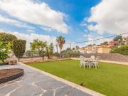 Casa en venta en Mataró, Urbanitzacions. Chalet para dos...