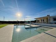 Chalet en venta en Matola, Alicante Chalet en venta en Matola, Alicante