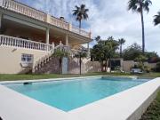 Chalet en venta en Mijas, Mijas Golf. Exclusiva Villa...