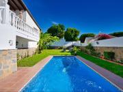 Chalet en venta en Mijas, Riviera del Sol. Chalets.