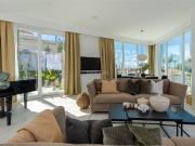Chalet en venta en Mijas, Riviera del Sol. Villa Aislada...