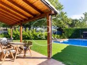 Chalet en venta en Mira Sol, Barcelona