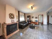 Chalet en venta en Monserrat. Chalets.