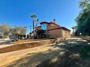 Chalet en venta en Montesinos Los. Descubre el Lujo y la...