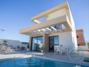 Chalet en venta en Montesinos Los. Villas de lujo en...