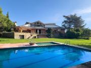 Chalet en venta en Montornès del Vallès. CHALET...