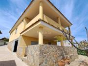 Chalet en venta en Montroy. Chalets.