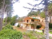Chalet en venta en Muro de Alcoy. Tu refugio soñado en...