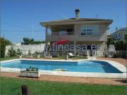 Chalet en venta en Nigrán, Priegue. Chalets.