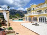 Chalet en venta en Nucia la, Coloma. Villa de lujo...