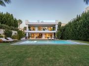 Chalet en venta en Nueva Andalucia, Málaga Costa del Sol