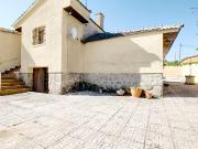 Chalet en venta en Nuevo Baztán, Eurovillas. ! Diseña la...