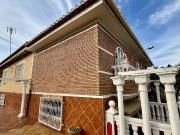 Chalet en venta en Ogíjares. Espectacular Chalet de 7...