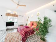Chalet en venta en Oliva, Oliva Playa. Casa Reformada en...