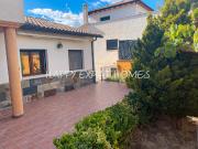 Chalet en venta en Olivella. Chalets.