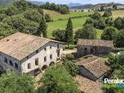 Chalet en venta en Olot. Masia. Chalets.