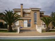 Chalet en venta en Onda