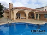 Chalet en venta en Orihuela, Alicante