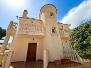 Chalet en venta en Orihuela, Cabo Roig. Villa Reformada...