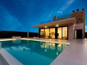 Chalet en venta en Orihuela, Campoamor. Six Seconds...