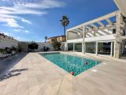 Chalet en venta en Orihuela Costa