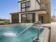 Chalet en venta en Orihuela Costa, Campoamor