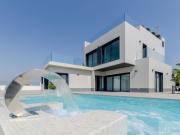 Chalet en venta en Orihuela Costa, Campoamor