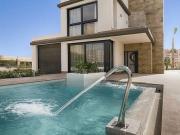 Chalet en venta en Orihuela Costa, Campoamor